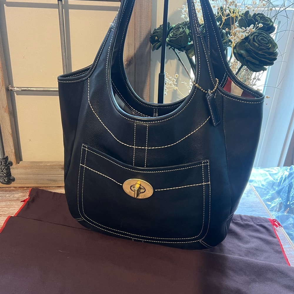 Coach Black Leather Shoulder Bag with Contrast Stitching